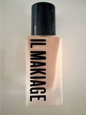 IL MAKIAGE Foundation — Shade 35